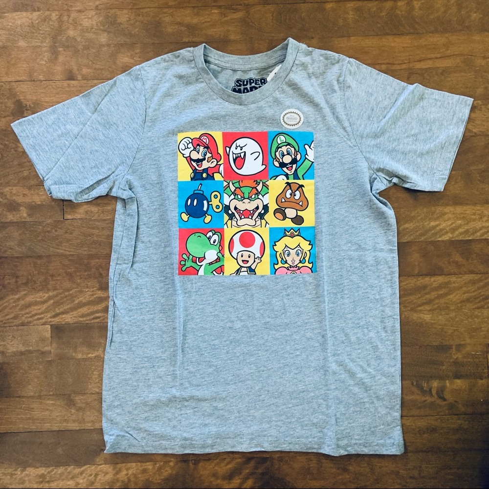 NWT! Licensed Super Mario Bros. Tee / Size XL (16)